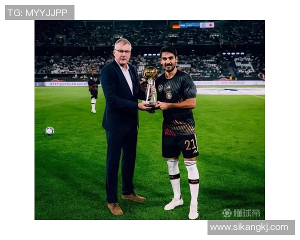 老年足球明星的传奇人生与荣耀时刻回顾