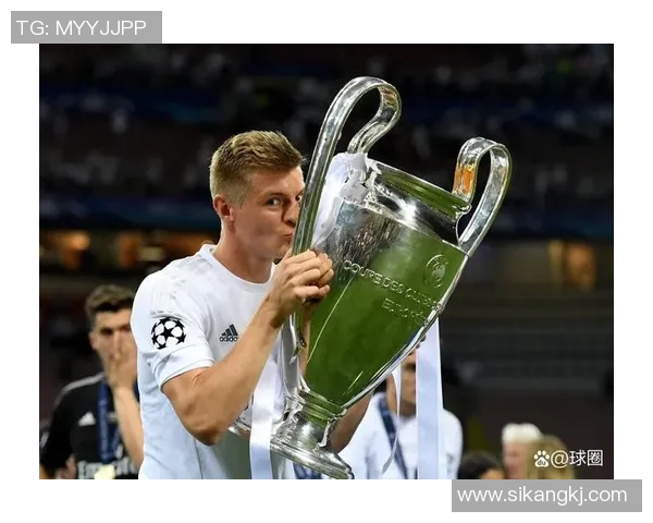 没退役的足球明星有哪些他们的成就与影响力分析 没退役的足球明星有哪些他们的成就与影响力分析