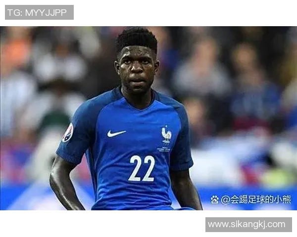 足球明星个人档案手绘展现他们的辉煌成就与独特魅力 足球明星个人档案手绘展现他们的辉煌成就与独特魅力