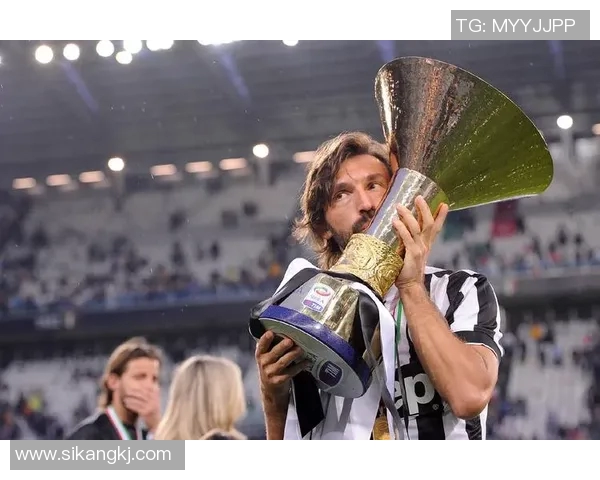 足球明星谁最受欢迎球迷心目中的偶像与传奇解析